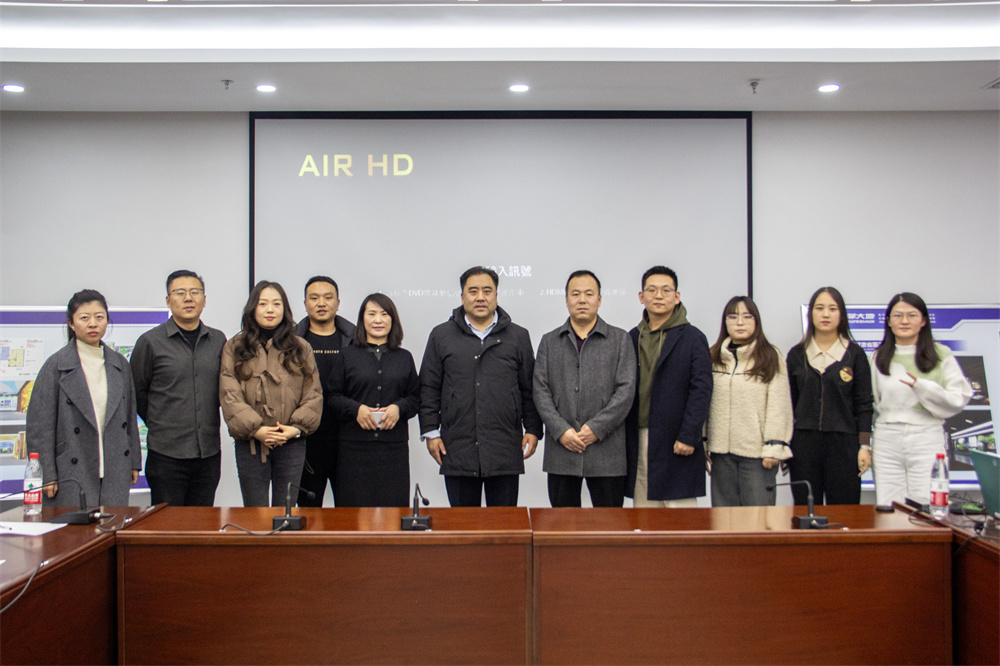 2024年12月6日，我公司與蘭州資源環(huán)境職業(yè)技術(shù)大學(xué)民族工藝學(xué)院成功舉辦認(rèn)知實(shí)踐活動(dòng)。